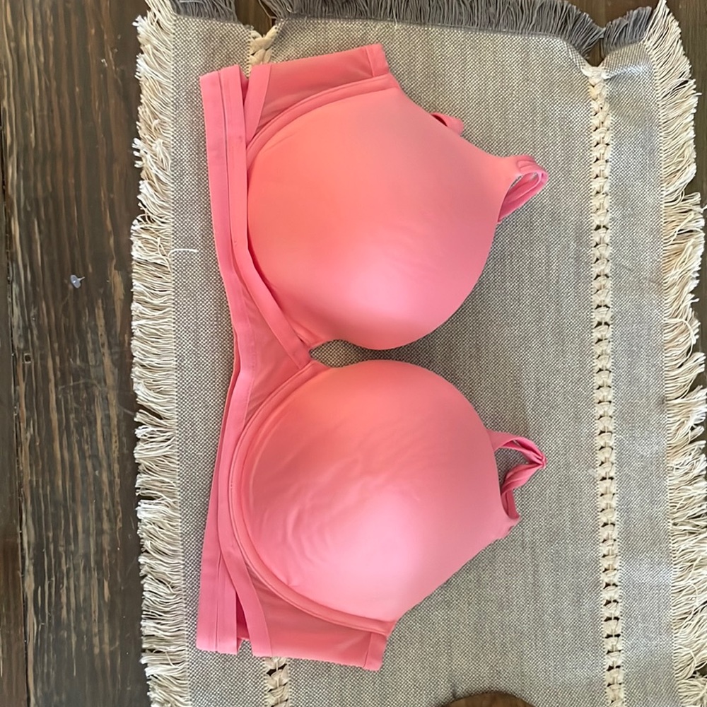 New Victoria's Secret Bra